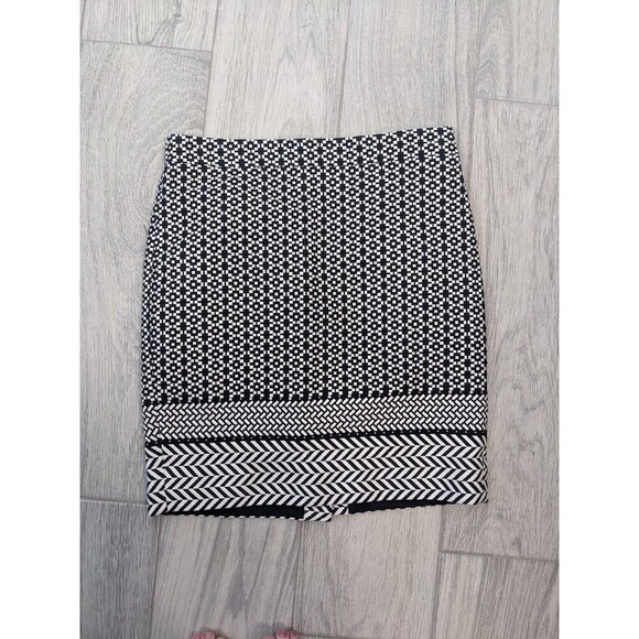 J.Crew Women's Skirt 6P Black White Geometric Lined Back Zip Straight Pencil 190 - Picture 1 of 7